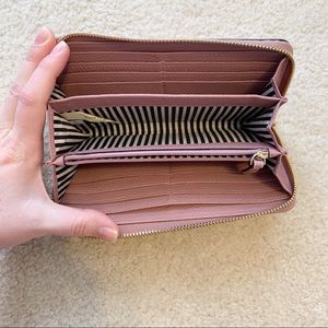 kate spade Bags - Kate Spade Cooke Hill Bow Lacey Wallet Dusty Peony kate spade Bags - Kate Spade Cooke Hill Bow Lacey Wallet Dusty Peony